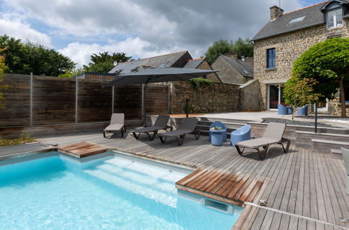 Photo 6 - Maison de 5 chambres à Le Tronchet avec piscine privée et vues à la mer