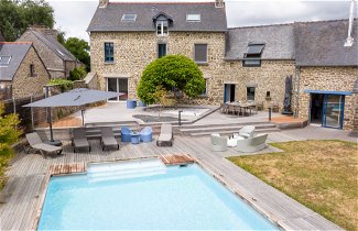 Foto 1 - Casa con 5 camere da letto a Le Tronchet con piscina privata e vista mare