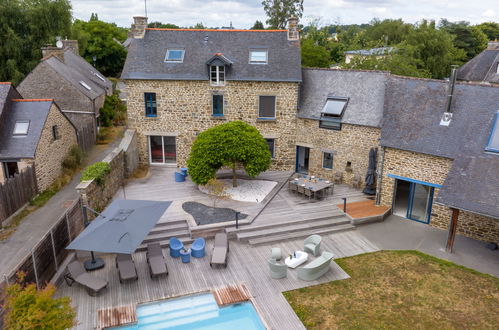 Photo 9 - Maison de 5 chambres à Le Tronchet avec piscine privée et vues à la mer