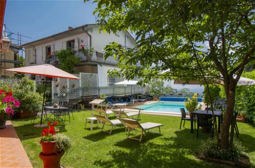 Foto 21 - Appartamento con 3 camere da letto a Marliana con piscina e giardino