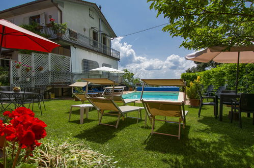 Photo 20 - 3 bedroom Apartment in Marliana with swimming pool and garden