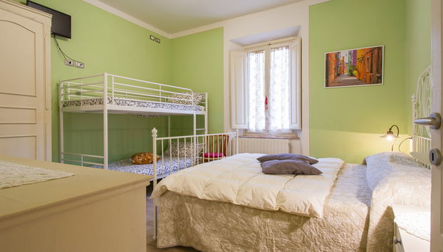 Apartamento de 4 quartos em Marliana com piscina e jardim - Foto 5