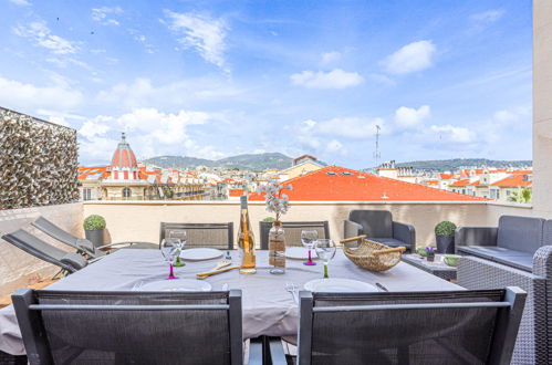 Foto 15 - Apartamento de 1 quarto em Nice com terraço e vistas do mar