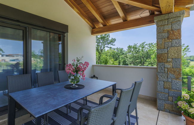 4 bedroom House in Karojba with private pool and garden - Photo 12