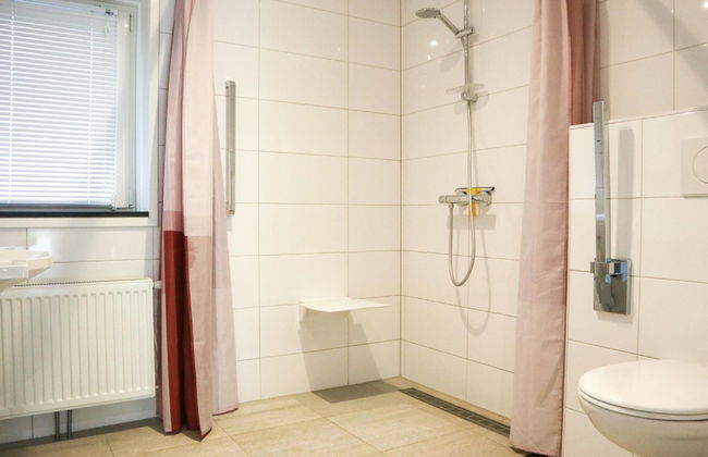 Casa de 4 quartos em Arnhem com piscina e jardim - Foto 8