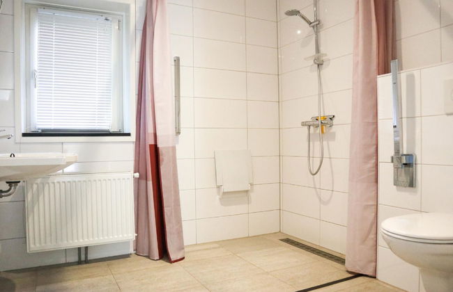 Casa de 4 quartos em Arnhem com piscina e jardim - Foto 7