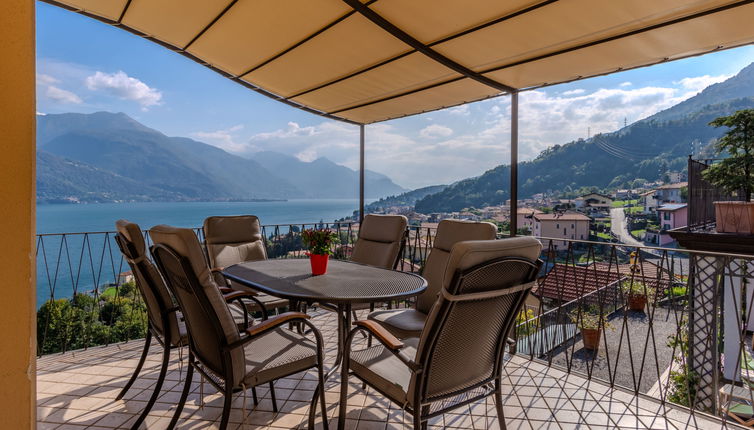 Foto 1 - Appartamento con 2 camere da letto a Musso con piscina e vista sulle montagne