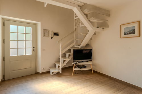 Photo 8 - Appartement de 2 chambres à Musso avec piscine et jardin