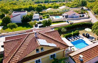 Foto 3 - Casa de 5 quartos em Marčana com piscina privada e vistas do mar