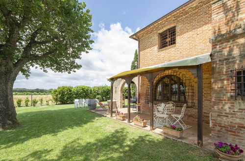 Foto 25 - Casa de 2 quartos em Cortona com piscina privada e jardim