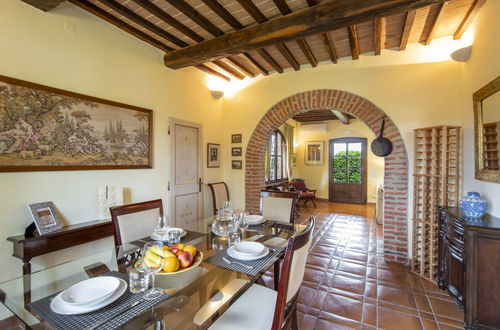 Foto 9 - Casa de 2 quartos em Cortona com piscina privada e jardim