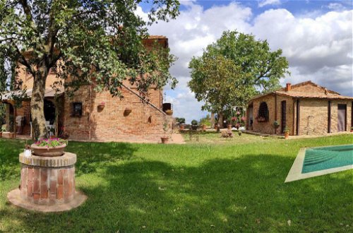 Foto 1 - Casa de 2 habitaciones en Cortona con piscina privada y jardín
