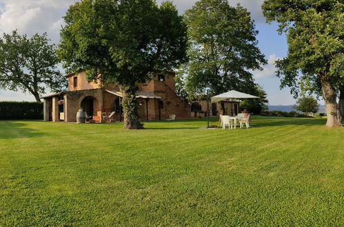 Foto 20 - Casa de 2 quartos em Cortona com piscina privada e jardim