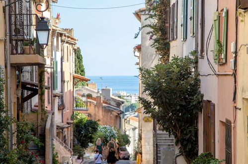 Foto 5 - Apartment mit 1 Schlafzimmer in Cagnes-sur-Mer mit terrasse