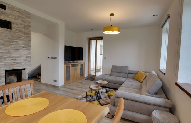 Apartamento de 4 quartos em Kořenov com jardim e terraço - Foto 2