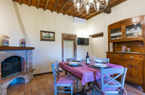 Photo 8 - 2 bedroom Apartment in Castagneto Carducci with swimming pool and garden