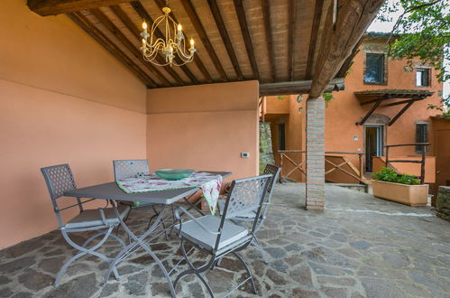 Photo 3 - 2 bedroom Apartment in Castagneto Carducci with swimming pool and garden