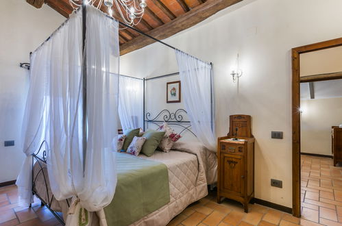 Foto 7 - Apartamento de 2 quartos em Castagneto Carducci com piscina e jardim