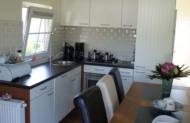 Casa de 4 quartos em Noord-Scharwoude com piscina e jardim - Foto 3