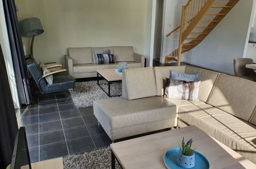 Photo 3 - 5 bedroom House in Susteren with swimming pool and terrace