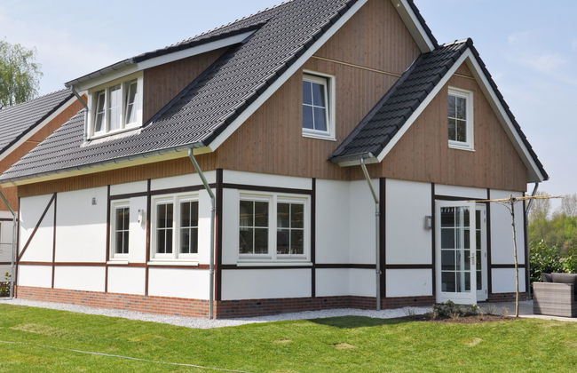 Casa de 6 quartos em Susteren com piscina e terraço - Foto 1