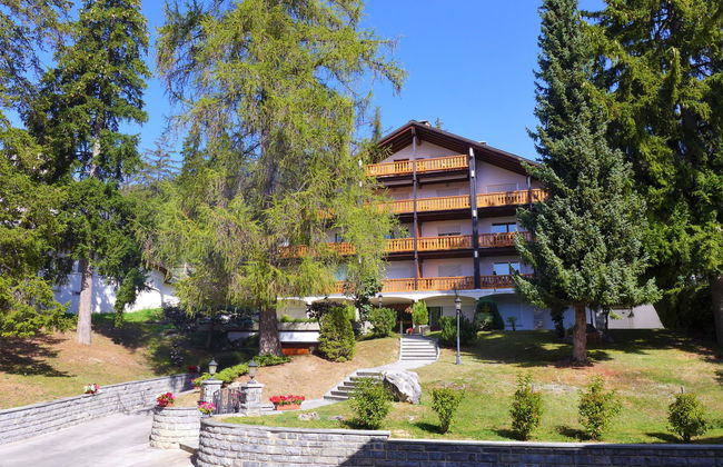 Apartamento de 2 quartos em Crans-Montana com jardim e terraço - Foto 2