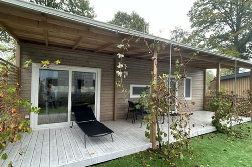 Foto 5 - Casa de 2 habitaciones en Biddinghuizen con piscina y terraza