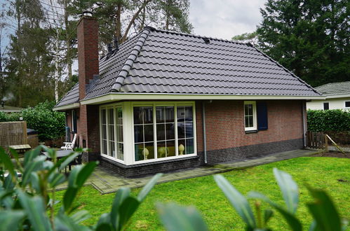 Photo 19 - Maison de 2 chambres à Beekbergen avec piscine et jardin