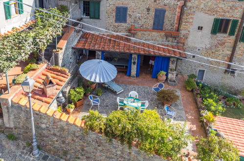 Photo 42 - Appartement de 2 chambres à Pescia avec jardin