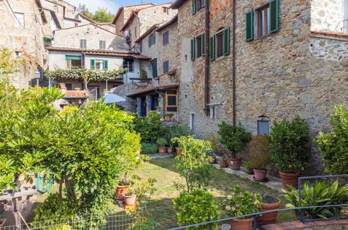 Photo 7 - Appartement de 2 chambres à Pescia avec jardin