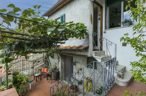 Photo 8 - 2 bedroom Apartment in Pescia with garden