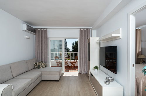 Foto 3 - Apartamento de 2 habitaciones en Marbella con piscina y vistas al mar