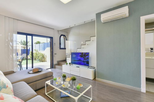 Foto 4 - Casa de 2 quartos em Espanha com piscina e vistas do mar