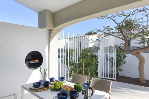 Photo 2 - Maison de 2 chambres à San Bartolomé de Tirajana avec piscine et terrasse