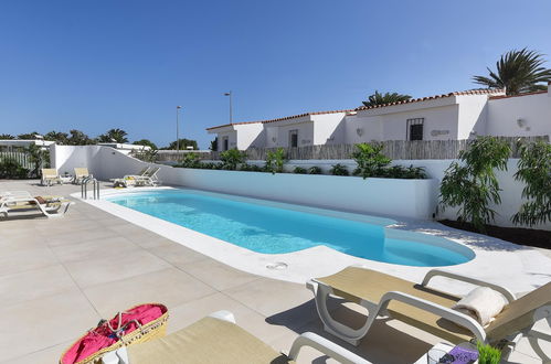 Foto 1 - Casa de 2 quartos em San Bartolomé de Tirajana com piscina e terraço