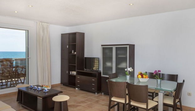 3 bedroom Apartment in Vinaròs with swimming pool and garden - Photo 4