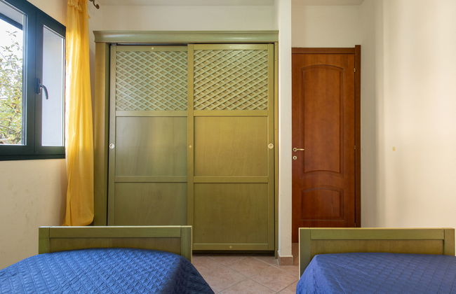 Apartamento de 3 quartos em Trinità d'Agultu e Vignola com piscina e jardim - Foto 16