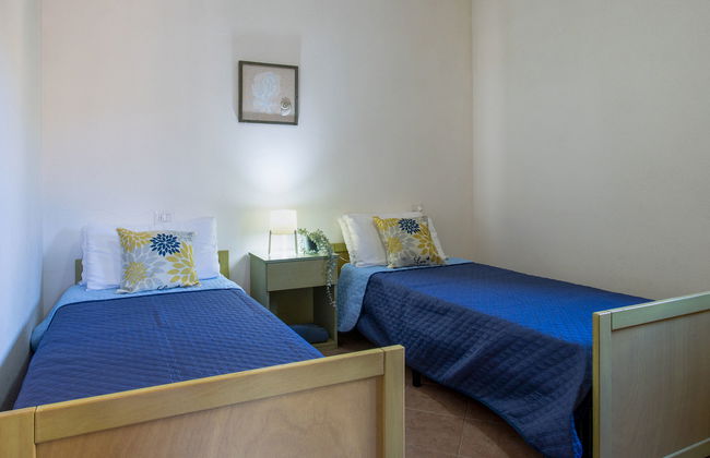 Apartamento de 3 quartos em Trinità d'Agultu e Vignola com piscina e jardim - Foto 15
