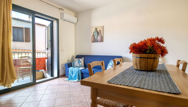 Apartamento de 3 quartos em Trinità d'Agultu e Vignola com piscina e jardim - Foto 3
