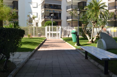 Photo 20 - 2 bedroom Apartment in Salou with terrace