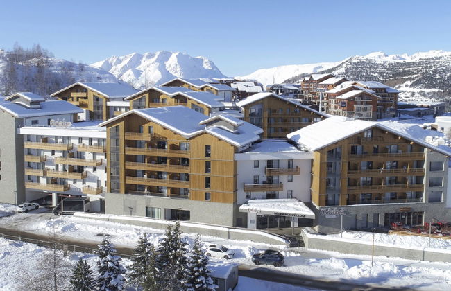 Appartamento con 3 camere da letto a Huez con piscina e sauna - Foto 30