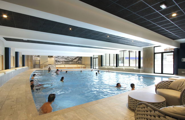 Appartamento con 3 camere da letto a Huez con piscina e sauna - Foto 23