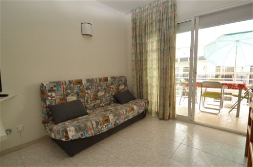 Photo 6 - Apartment in Salou with swimming pool and sea view