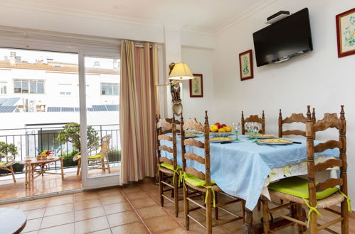 Photo 14 - 2 bedroom Apartment in Tossa de Mar with sea view