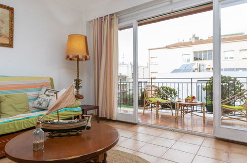 Photo 3 - 2 bedroom Apartment in Tossa de Mar with sea view