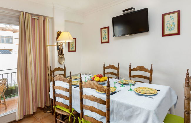 2 bedroom Apartment in Tossa de Mar - Photo 12