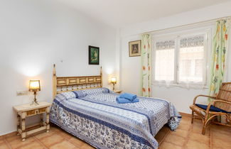 Foto 2 - Apartment mit 2 Schlafzimmern in Tossa de Mar