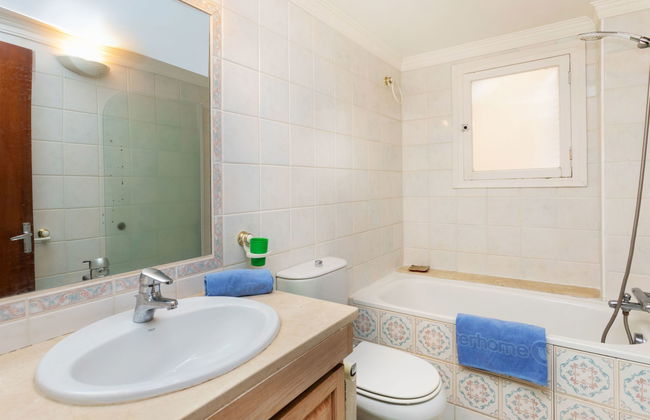 2 bedroom Apartment in Tossa de Mar - Photo 15