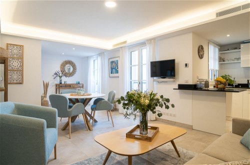 Foto 1 - Apartment mit 1 Schlafzimmer in Saint-Tropez mit blick aufs meer