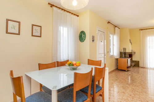 Photo 4 - 3 bedroom House in l'Ametlla de Mar with private pool and garden